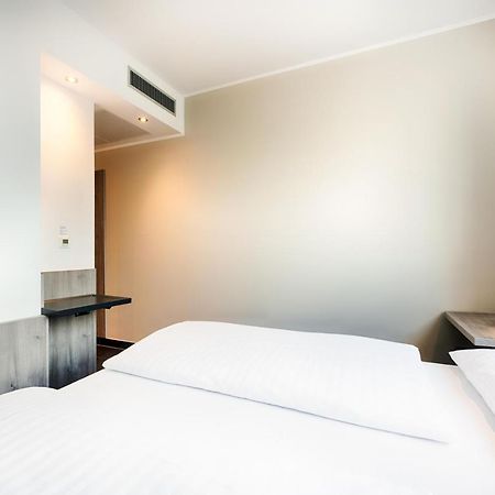 B&B Hotel Nuernberg-Plaerrer Exterior photo